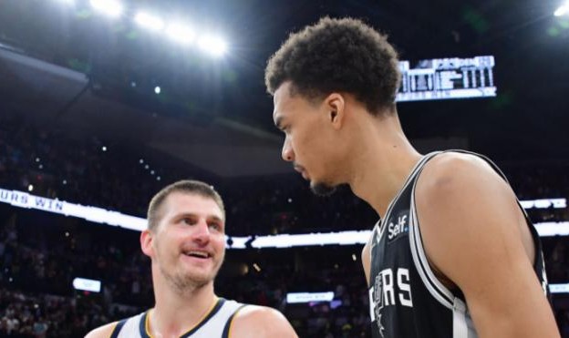 开云app下载入口-未来属于他！文班力压约基奇 大爆冷改变西部格局？