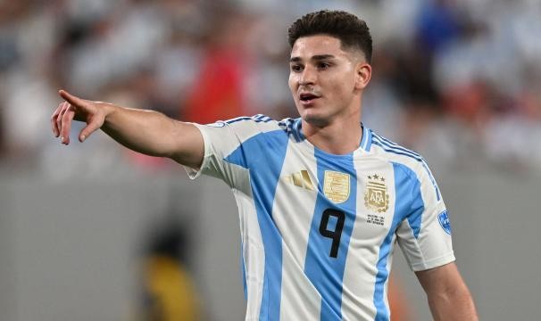 开云中国官网APP-球员比赛负荷研究:0.29%球员赛季出场超5000分钟